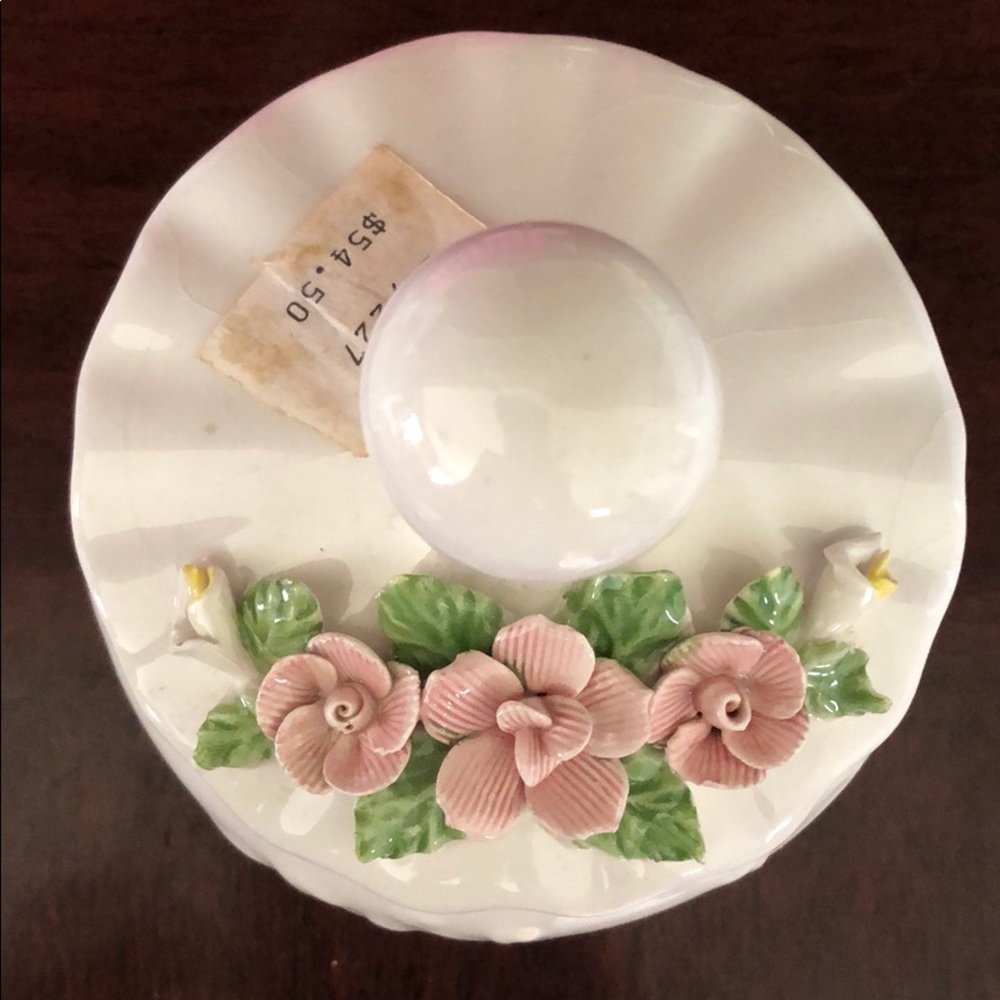 Capodimonte Porcelain Trinket Box Embossed Flower